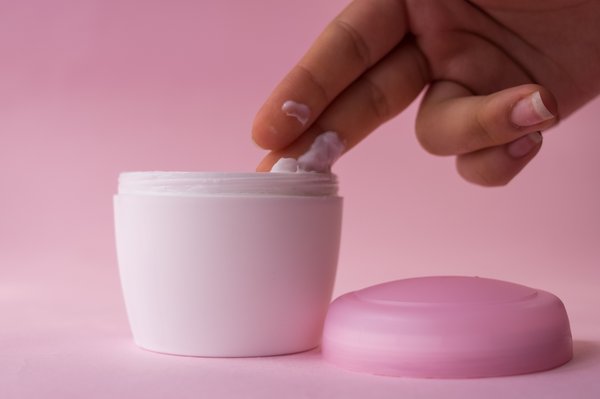 Le dip cosmétique : essentiel pour vendre en toute légalité